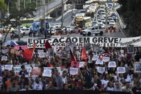 "Lula Fecha a Porta para Novas Negociações com Professores Federais"