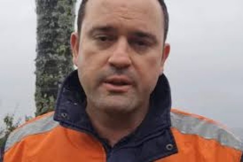Prefeito de cidade do RS se desespera com falta de apoio das Forças Armadas e decide desistir de esperar por ajuda: “Vamos fazer do nosso Jeito”; VEJA VÍDEO