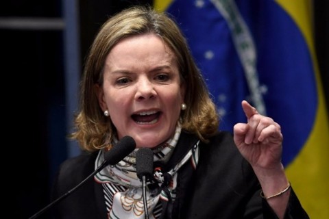 Reações Políticas ao Corte da Selic: Gleisi Hoffmann Denuncia "Crime" do Banco Central