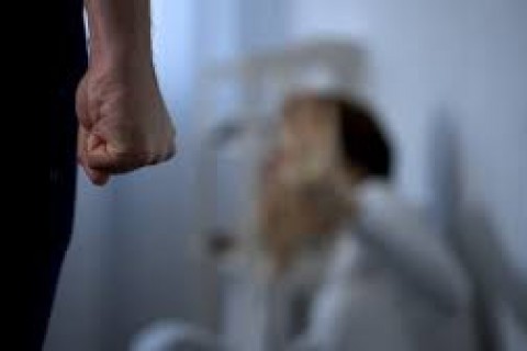 EM RIO LARGO: Homem é Preso por Violência contra a Mulher Após Incidente