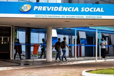 Governo anuncia operação de revisão no INSS: Aposentados em alerta