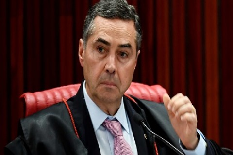 Barroso: Ameaça do horror econômico não nos permite o horror jurídico