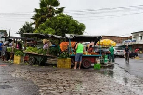 INCÊNDIO ATINGE BARRACA NA FEIRINHA DO TABULEIRO, EM MACEIÓ
