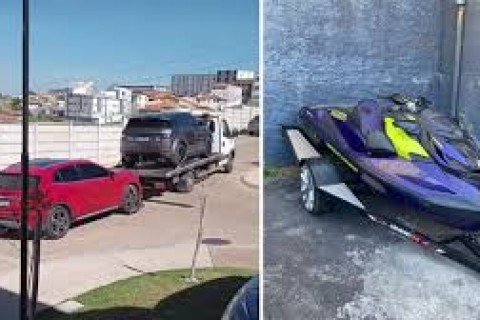 Jogo do Tigrinho: polícia apreende carros de luxo e jet-ski de influencer em MG