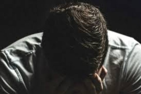 Ex-Namorada Acusada de Estupro e Divulgação de Vídeo Íntimo de Ex-Companheiro-Entenda