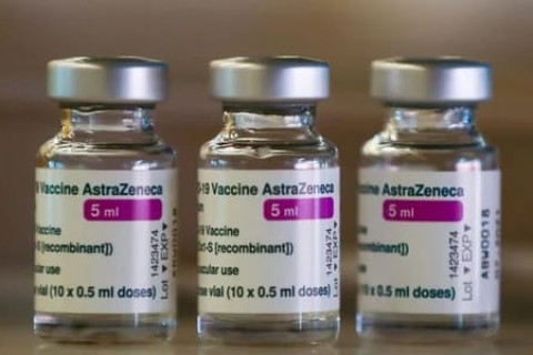 AstraZeneca admite risco de 'efeito colateral raro' em sua vacina contra a Covid-19