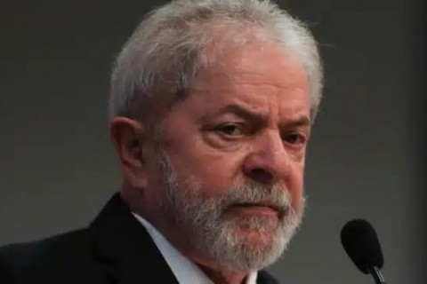 Governo Lula quer que cesta básica tenha menos produtos; entenda