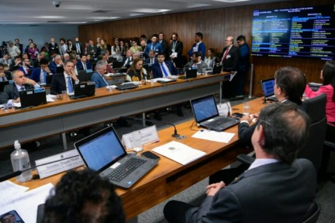 Senado aprova criação do novo seguro obrigatório de trânsito com impacto orçamentário de R$ 15 bilhões