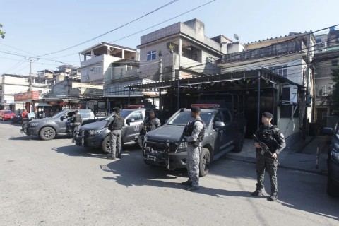 Polícia Realiza Segunda Operação Consecutiva no Complexo da Maré para Combater Criminalidade