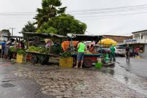 Violência Urbana em Maceió: Tiroteio na Feirinha do Tabuleiro Deixa Um Morto e Um Ferido