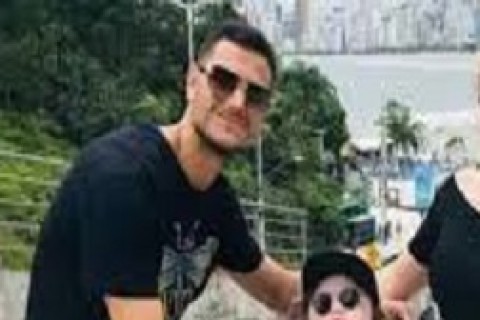 Pais de Menino com AME São Presos por Desvio de Dinheiro de Campanha de Doações