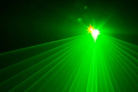 Deu ruim: homem é preso após apontar laser para helicóptero da Polícia