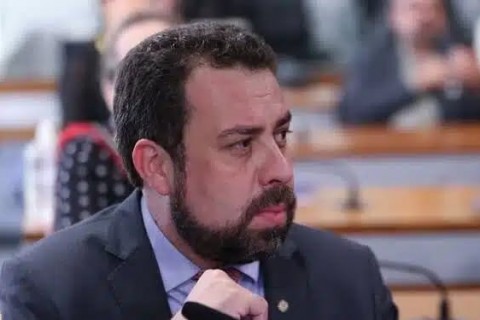 Homem preso por suspeita de ligação com PCC doou para coordenador de plano de Boulos